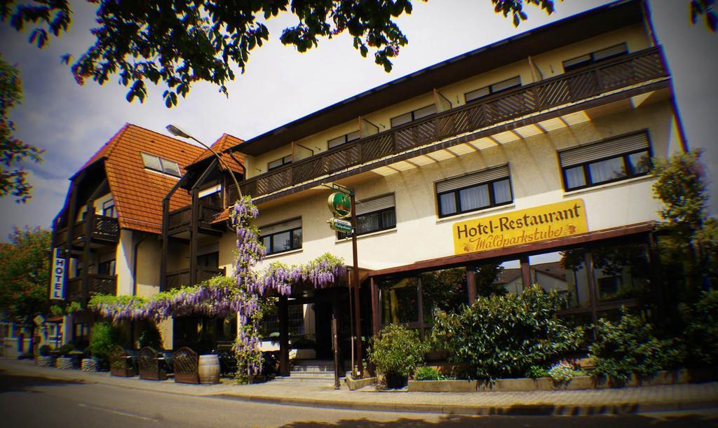 Hotel Waldparkstube Bad Schönborn Esterno foto